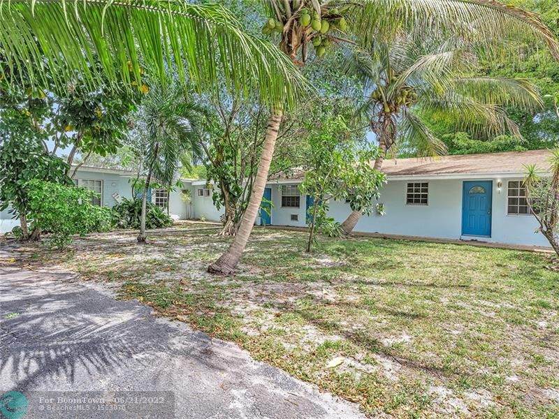 161 40th St - Photo 1