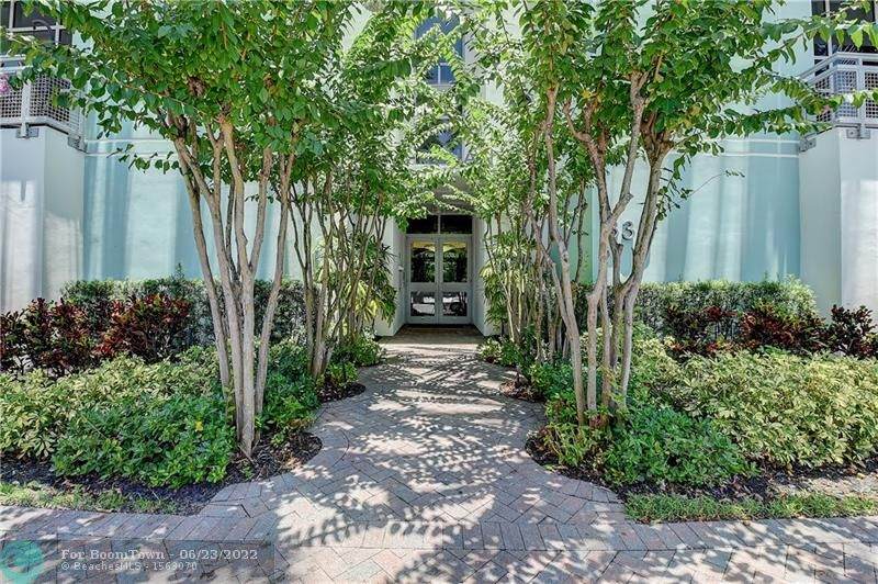 335 6th Ave - Photo 1