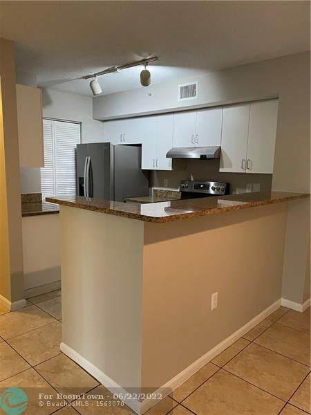 4824 State Road 7 - Photo 1