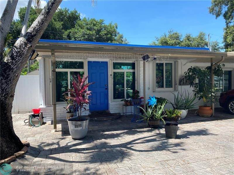 6120 Hayes St - Photo 1