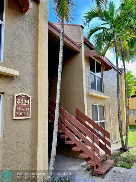 4429 Treehouse Ln - Photo 1