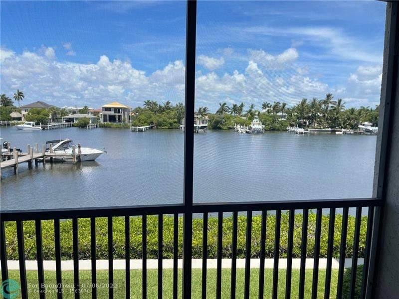 3525 Ocean Blvd - Photo 1