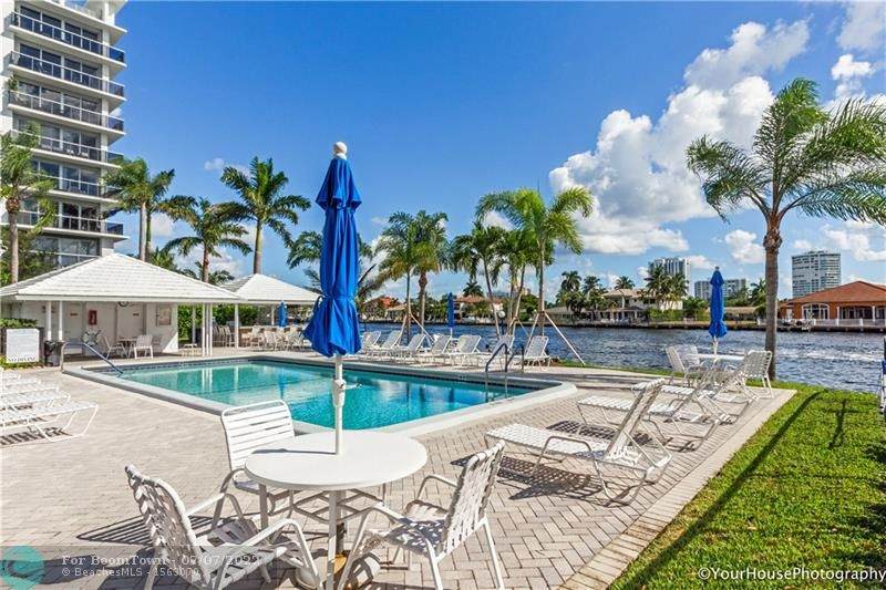 6299 Bay Club Dr - Photo 1