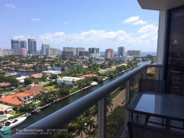 3598 Yacht Club Dr - Photo 1