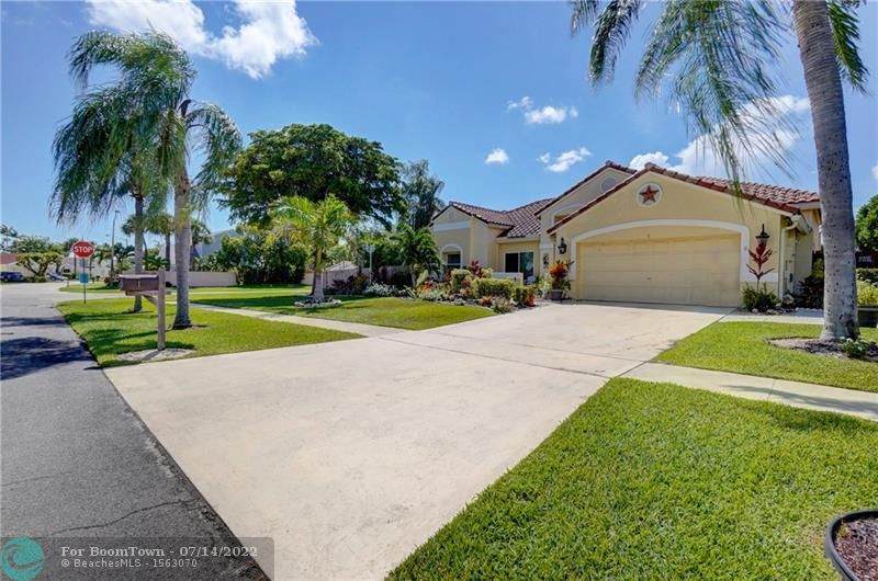 1 Dogwood Cir - Photo 1