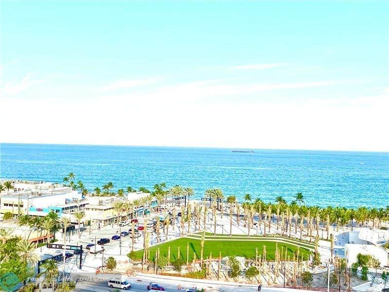 1 Las Olas Circle - Photo 1
