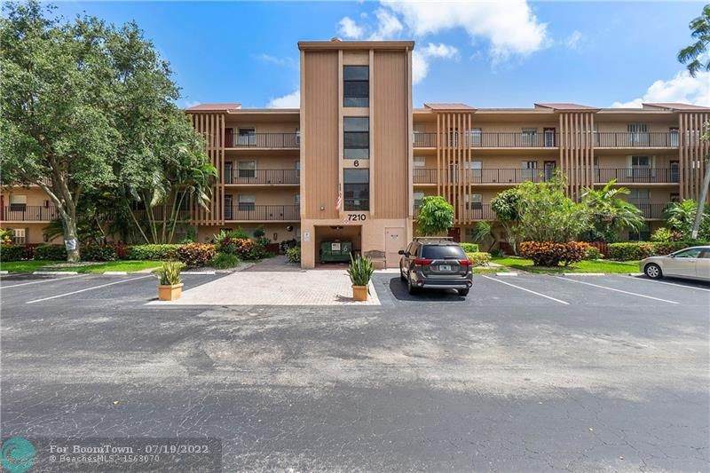 7210 Lake Circle Dr - Photo 1