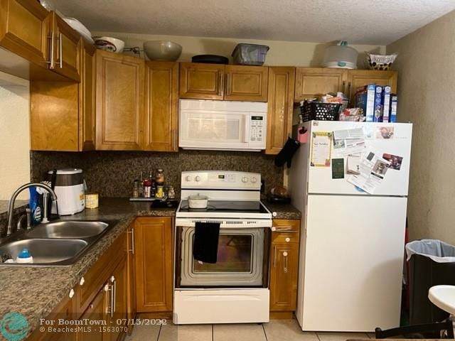 11905 2nd Ave - Photo 1