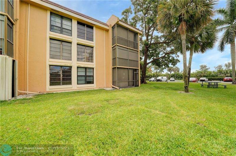 6124 Coral Lake Dr - Photo 1