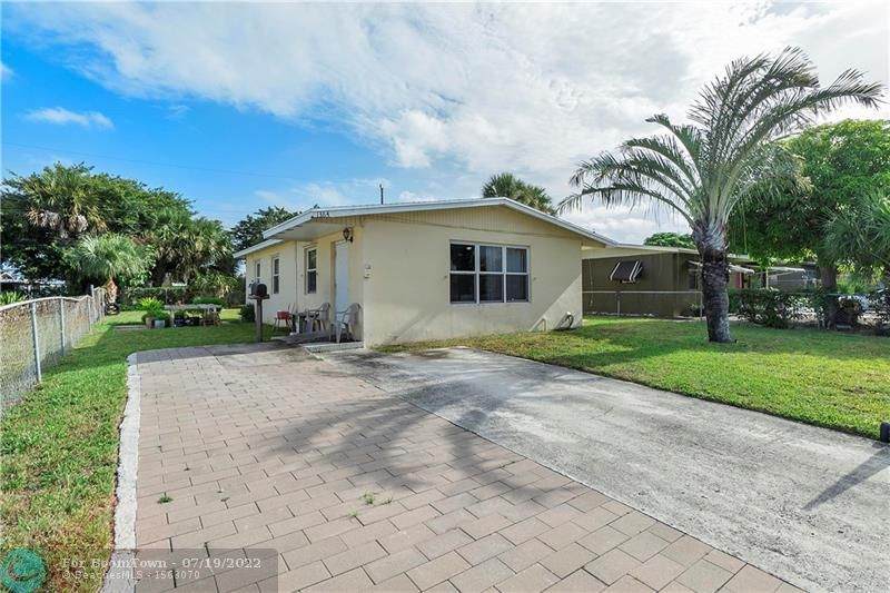 1364 7th St - Photo 1