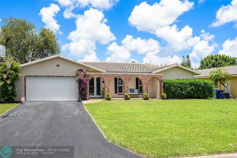 1073 83rd Dr - Photo 1