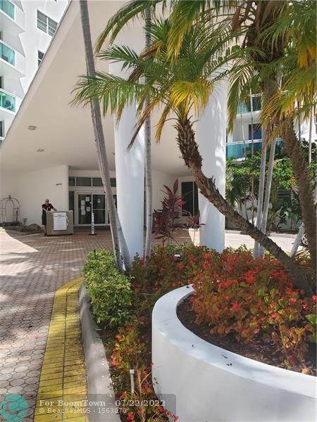 3001 Ocean Dr - Photo 1