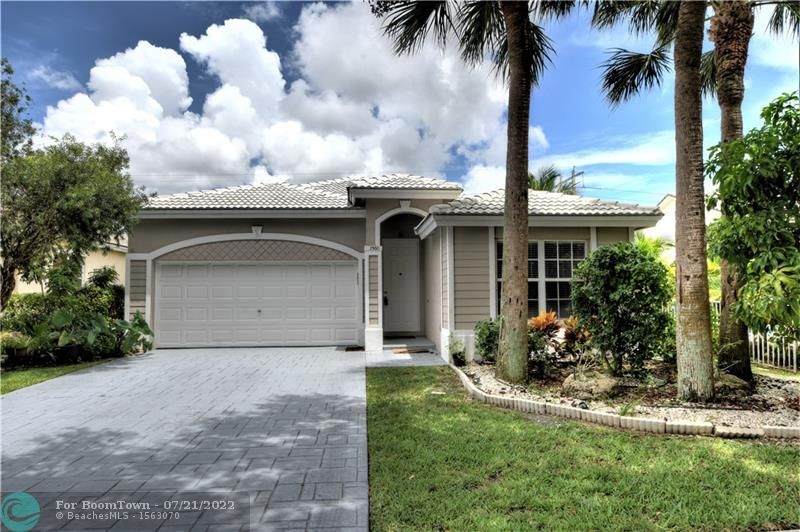 7560 70th Ave - Photo 1