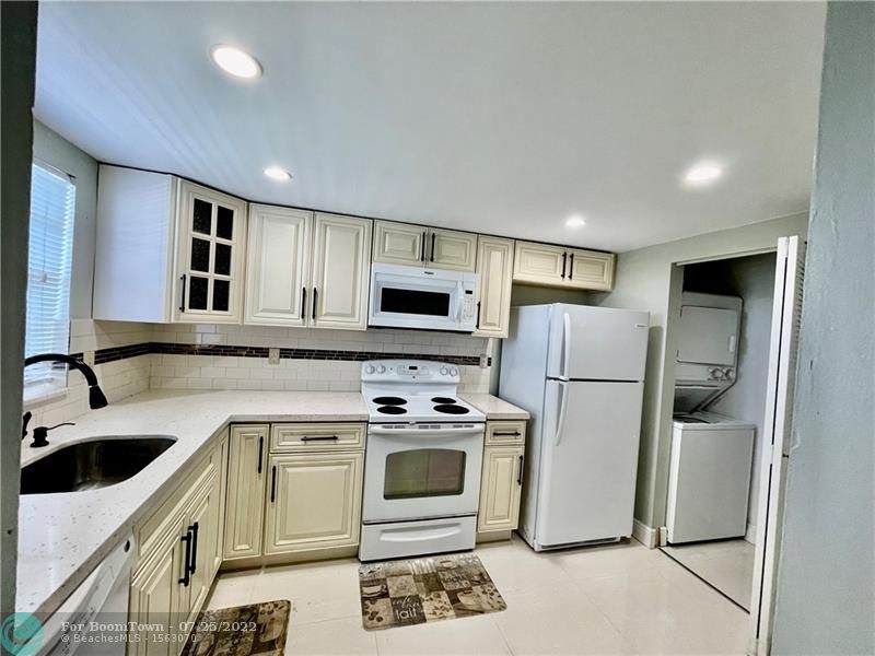 5900 44th St - Photo 1