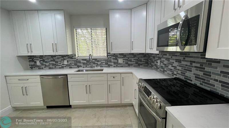 164 Lakeview Dr - Photo 1