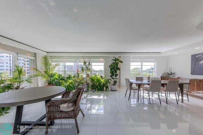 340 Sunset Dr - Photo 1