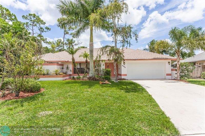 13325 Kingsbury Dr - Photo 1