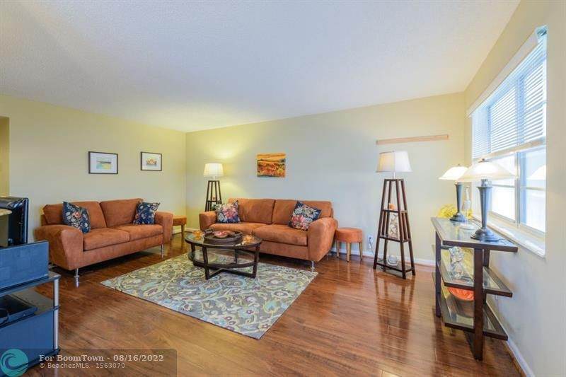 129 Harwood J - Photo 1
