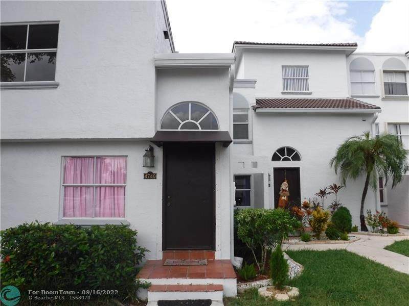 4740 97th Pl - Photo 1