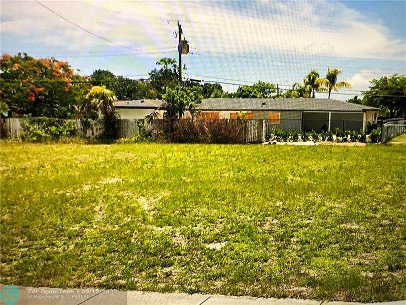 3020 24th St. - Photo 1