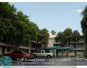 8749 Shadow Wood Blvd - Photo 1