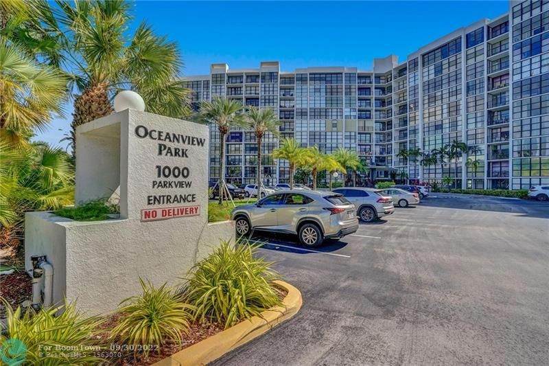 1000 Parkview Dr - Photo 1