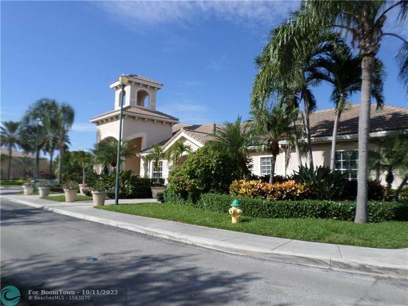 5065 Wiles Rd - Photo 1