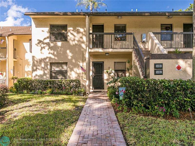 3093 Carambola Cir - Photo 1