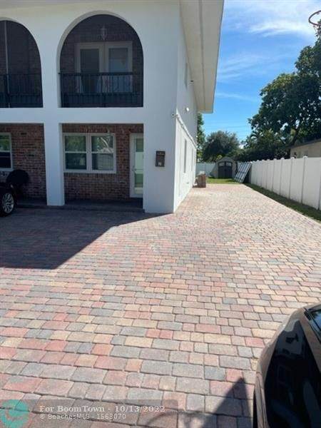 2270 46th Ct - Photo 1