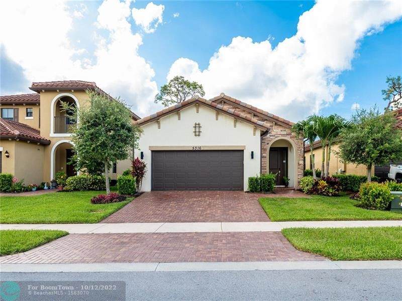 5316 48th Ln - Photo 1