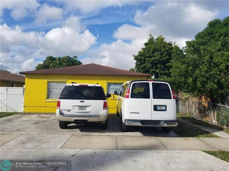 435 Roseland Dr - Photo 1