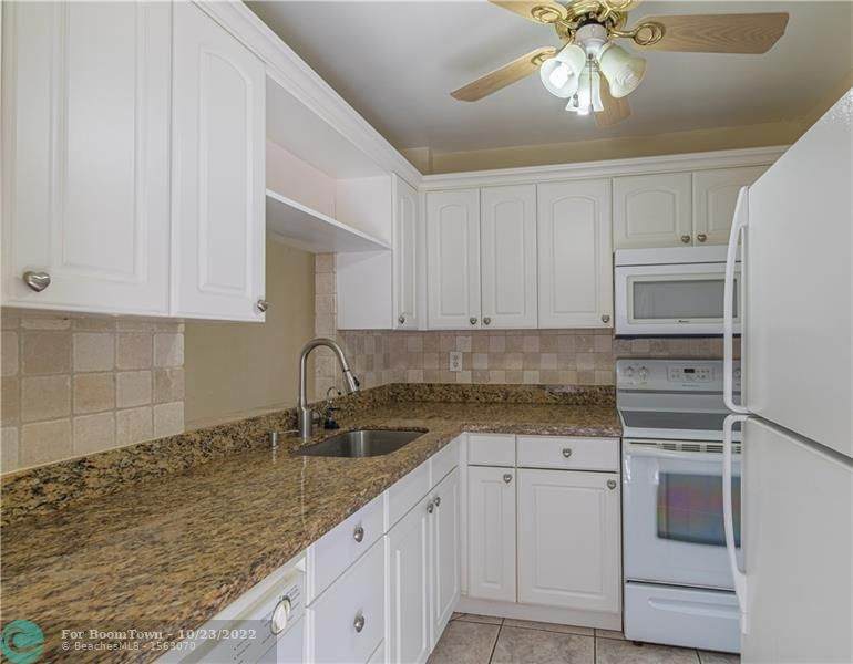 600 2nd Ave - Photo 1