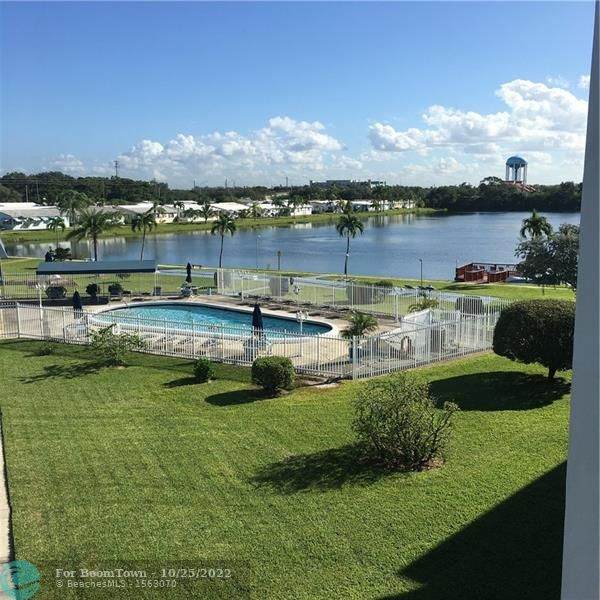 2223 Park Ln - Photo 1