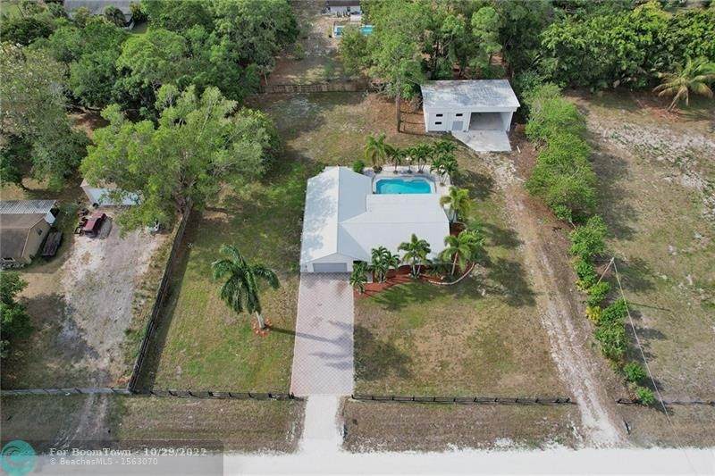 16396 Downers Dr - Photo 1