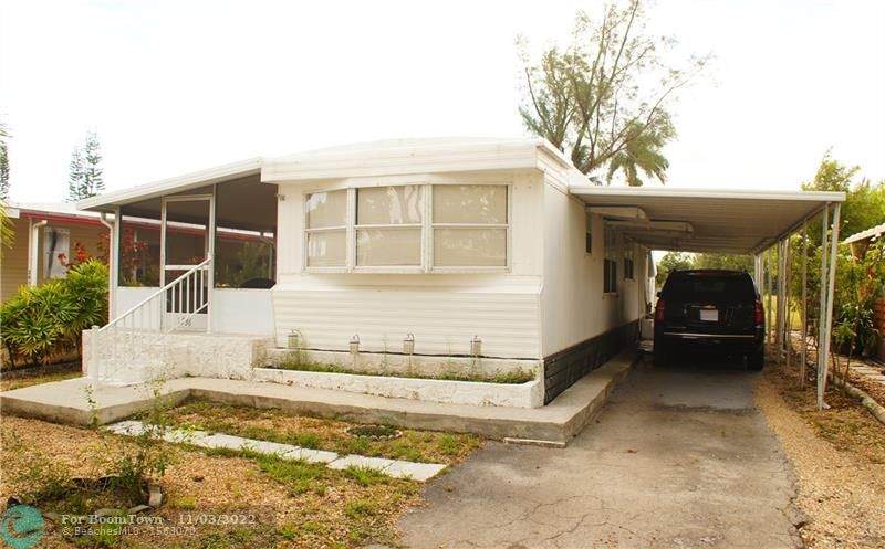 2936 Marina Dr - Photo 1