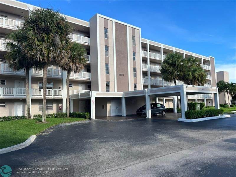 1075 Riverside Dr - Photo 1