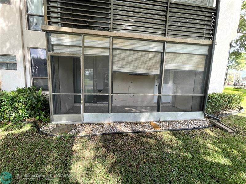 8150 Mcnab Rd - Photo 1