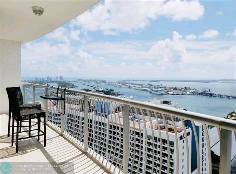 1750 Bayshore Dr - Photo 1
