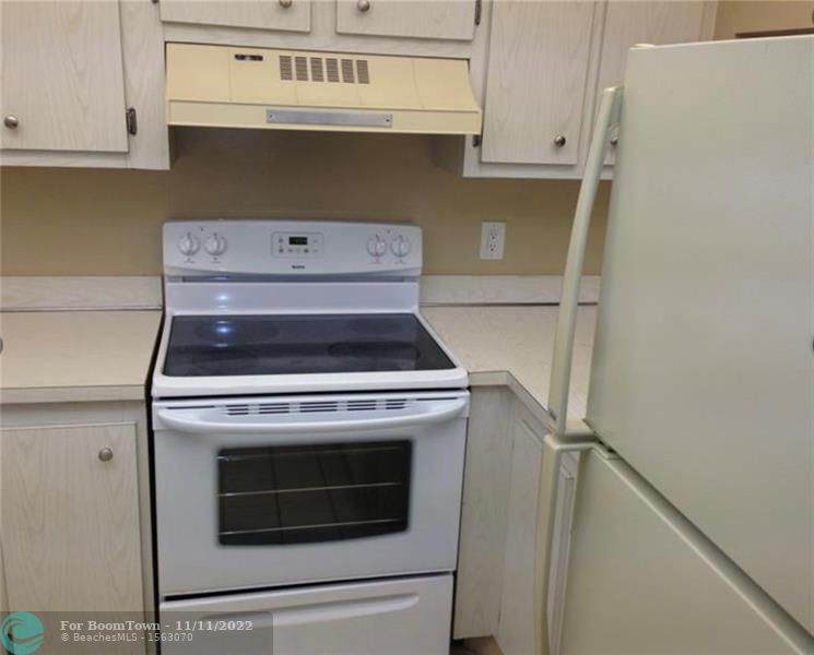 9421 Evergreen Pl - Photo 1