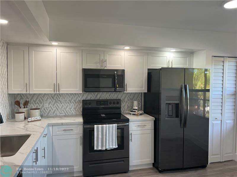 701 142nd Ave - Photo 1
