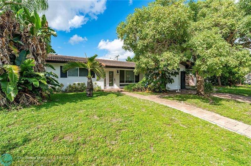 2216 44th Ave - Photo 1