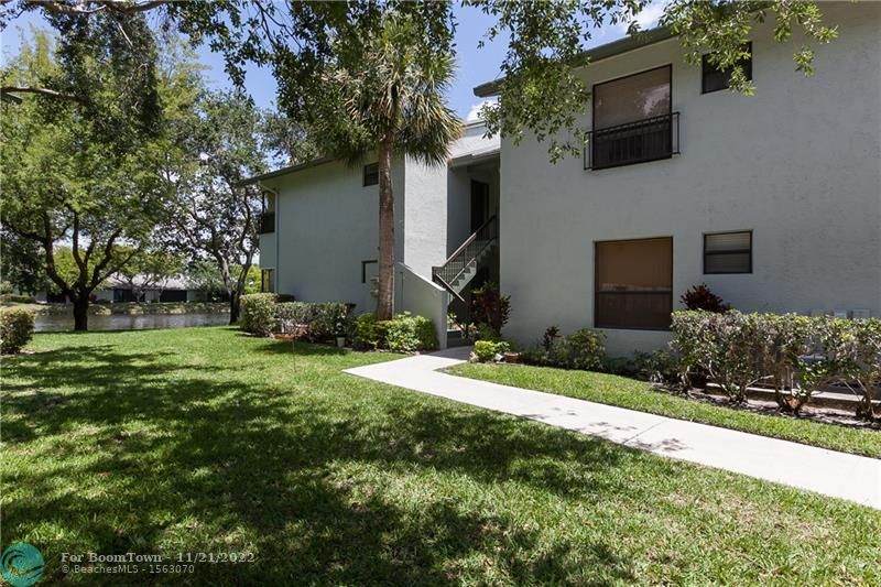 4059 Carambola Cir - Photo 1