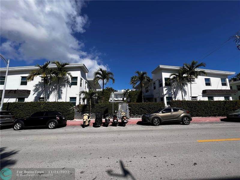 935 8th St - Photo 1