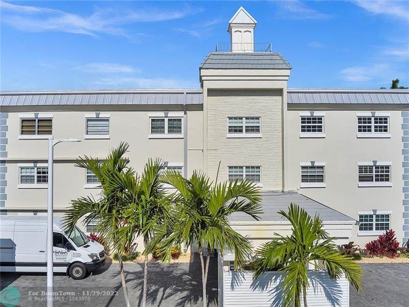 1439 Ocean Blvd - Photo 1