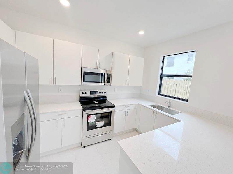 13304 286th St - Photo 1