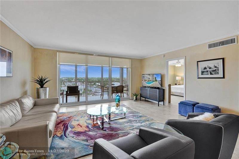 303 Riverside Dr - Photo 1