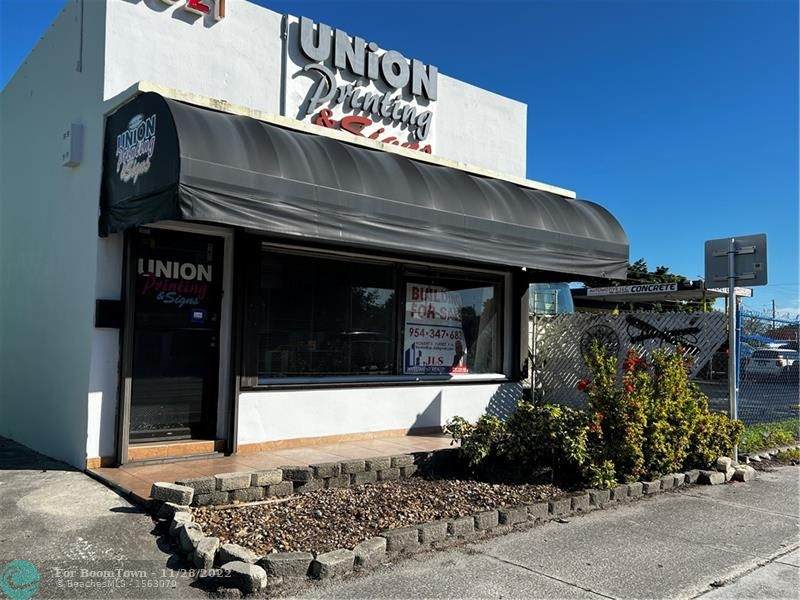 2321 Pembroke Rd - Photo 1