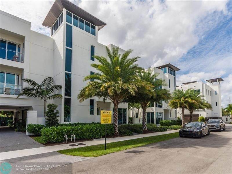 240 Shore Ct - Photo 1