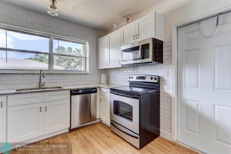 1430 J St - Photo 1