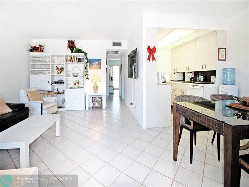 1159 Cambridge G - Photo 1